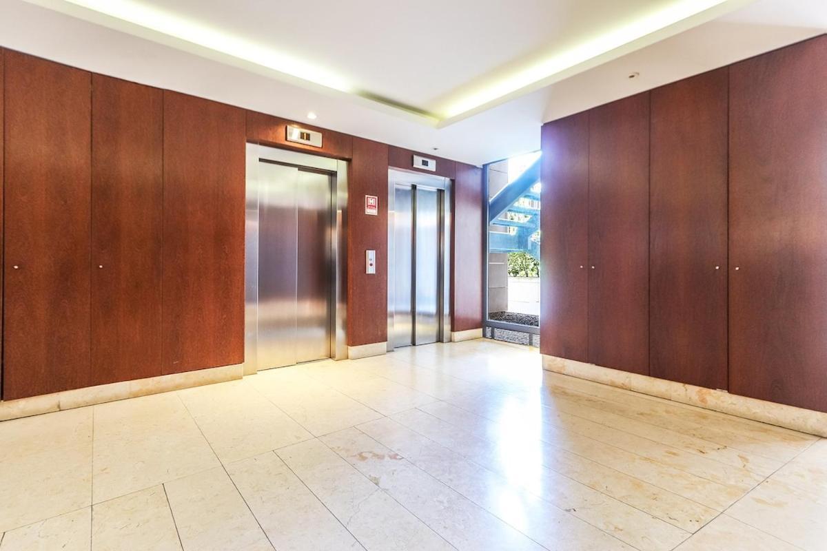 Alcantara Lovely With Balcony 2 Bdr With Ac Apartment Lissabon